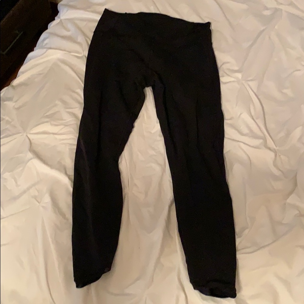 Lululemon train times size 10